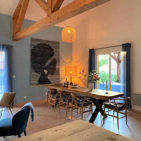 Private Luxury With Big Garden On Park With Swimming Pool - Golf And Restaurant Nearby *