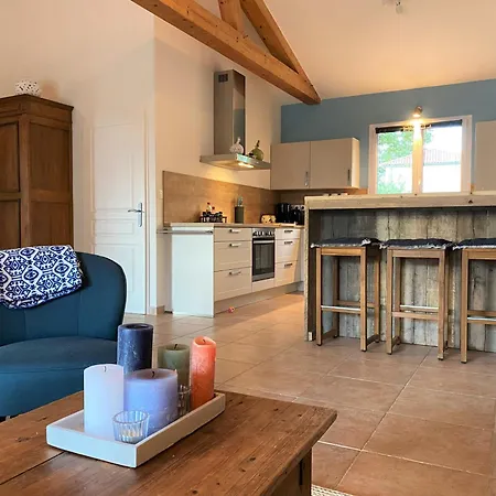 Private Luxury With Big Garden On Park With Swimming Pool - Golf And Restaurant Nearby * Vasles