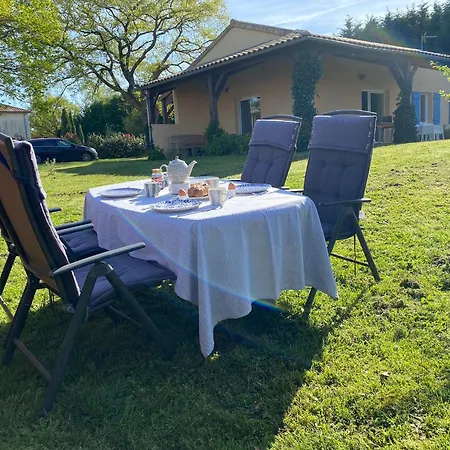 Villa Private Luxury With Big Garden On Park With Swimming Pool - Golf And Restaurant Nearby Vasles
